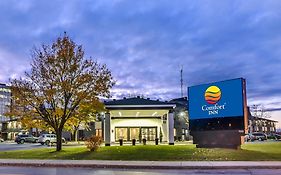 Comfort Inn Montreal Airport